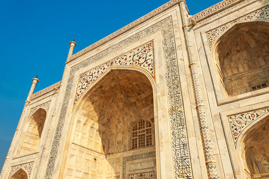 Taj Mahal complex, the jewel of Islamic art in India,  built by Mughal emperor Shah Jahan in memory of his wife, Mumtaz Mahal.