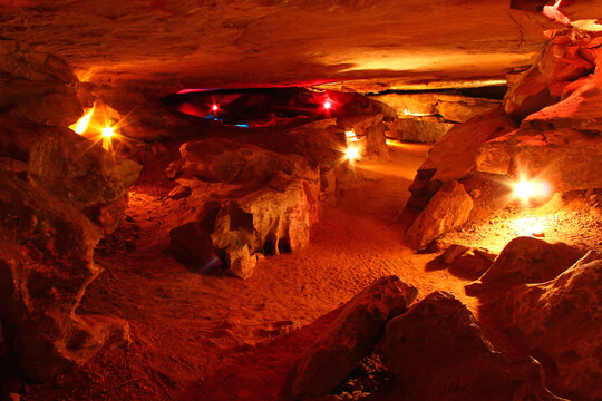 Large cavern at Rickwood Caverns State Park in Alabama
