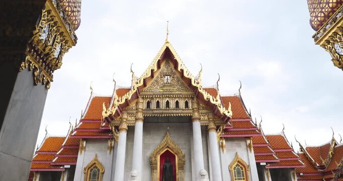 The Marble Temple Wat Benchamabophit sightseeing travel in Bankgok Thailand.