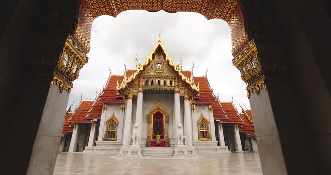 The Marble Temple Wat Benchamabophit sightseeing travel in Bankgok Thailand.