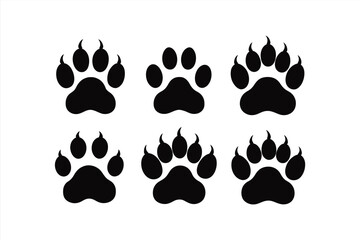 Set of various animal footprints and paw prints © Ranu