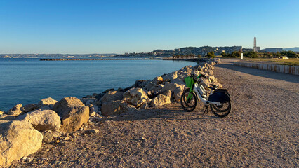 Fototapeta premium Vélos de location au bord de mer 
