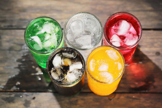 Soft drinks and fruit juice mixed with soda high in sugar have a negative effect on physical health