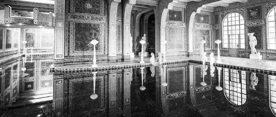 Obraz premium San Simeon, CA - August 3, 2017: Hearst Castle is a historic famous monument