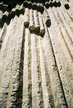 Rock Formations Show Vertical Lines and Grooves in Nature