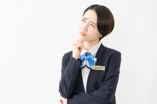 制服を着た受付係の女性　ジョブイメージ