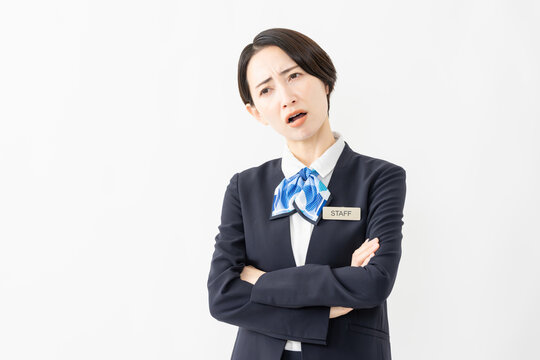 制服を着た受付係の女性　ジョブイメージ