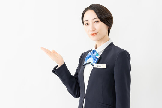 制服を着た受付係の女性　ジョブイメージ