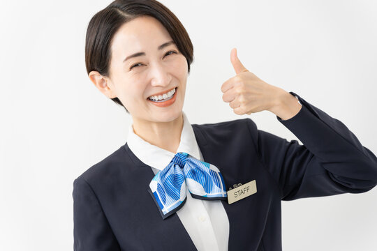 制服を着た受付係の女性　ジョブイメージ