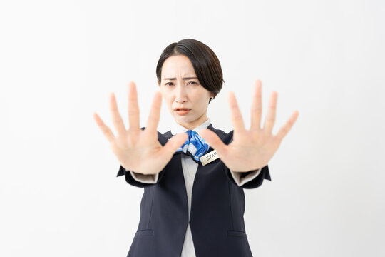 制服を着た受付係の女性　ジョブイメージ