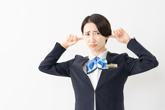 制服を着た受付係の女性　ジョブイメージ