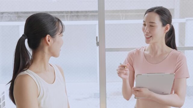 カウンセリングを受ける女性