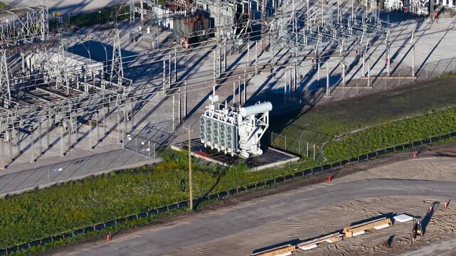 Electrical power station transformer and high voltage grid infrastructure