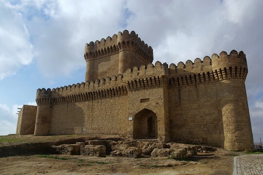 アゼルバイジャンのラマナ村にあるラマナ要塞、Ramana Castle