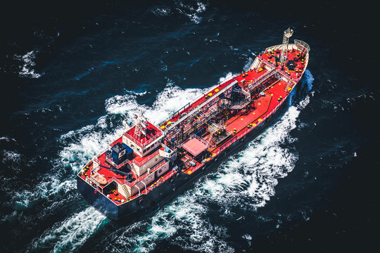 A tanker leaving Sydney Heads heading south