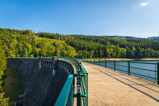 Oestertalsperre im Sommer