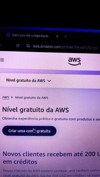 ITABIRA, MINAS GERAIS, BRAZIL - JULY 26, 2026: Amazon Web Services AWS website free tier signup page and logo on a computer screen