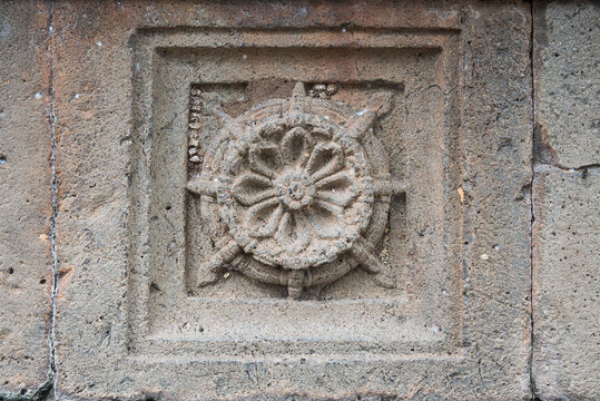 Beautiful carvings at Sangam Mahuli, Sri Kashi Vishweshwar Temple, Dakshin Kashi, Maratha and Hemadpanthi architecture, at the confluence of the Krishna and Venna rivers, Satara, Maharashtra, India.