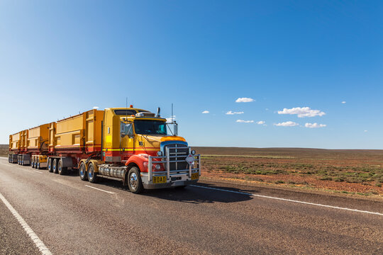 Australia, South Australia, Road train on Stuart Highway