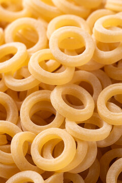 Anelli Siciliani, tipica pasta italiana 