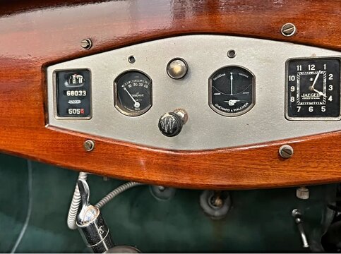 Vintage Chenard-Walcker car interior featuring classic Jaeger dashboard instruments