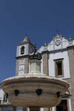 Architecture Renaissance de l'&eacute;glise Saint-Antoine dans le centre historique d'&Eacute;vora class&eacute; UNESCO