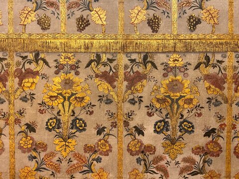 D&eacute;tail d'une fa&ccedil;ade d'autel peinte en trompe-l'&oelig;il dans une &eacute;glise d'&Eacute;vora au Portugal