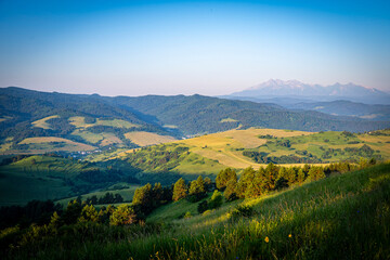 Tatry widok o wschodzie z Pienin  © Maciej G. Szling