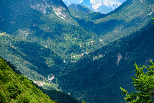 Views and panoramas of Carnia. Carnic Alps towards Creta Grauzaria.