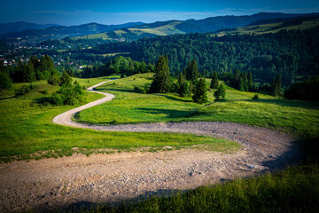 Pieniny, widoki polskich pięknych gór lato © Maciej G. Szling
