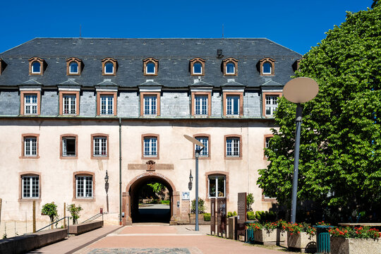 Kloster Hohenburg auf dem Odilienberg im Elsass