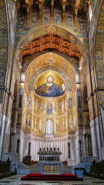 Die Kathedrale Santa Maria Nuova in Monreale bei Palermo auf Sizilien