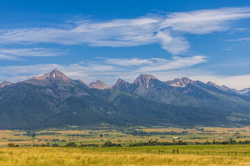 Obraz premium Beautiful Mission Mountains in Montana, viewed from the Mission Valley. 