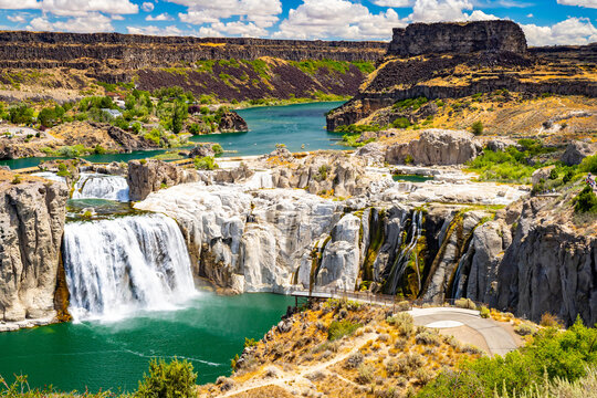 Observation deck view of Shoshone Falls waterfalls
