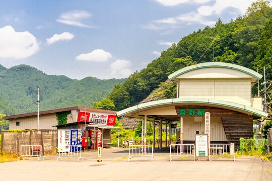 西武秩父線・吾野駅