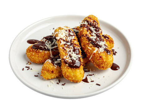 pisang keju, crispy battered fried banana pieces with full chocolate sprinkles and grated cheese on plate isolated on transparent png