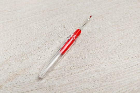 A sewing tool thread handler to open wrong stitches