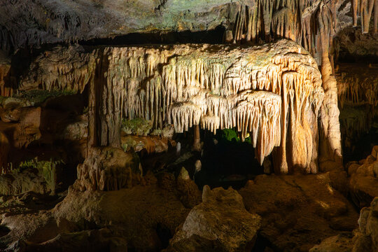 Castella grotta in Puglia