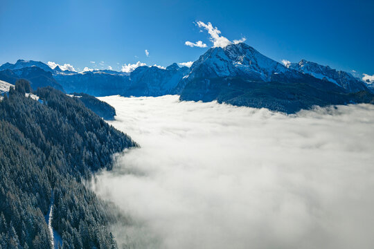 Winter fog over Lake K�nigssee at Jenner mountain in Bavaria