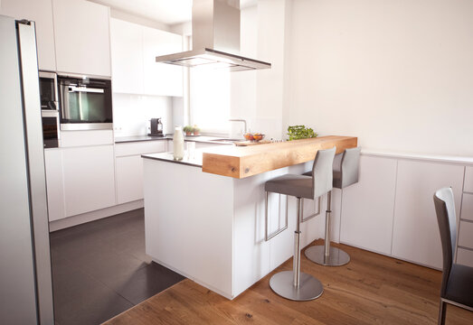Modern open plan kitchen