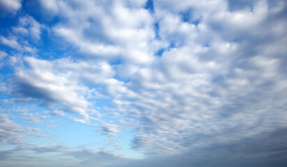Obraz premium Cloudy sky background. Dramatic sky in daylight. 