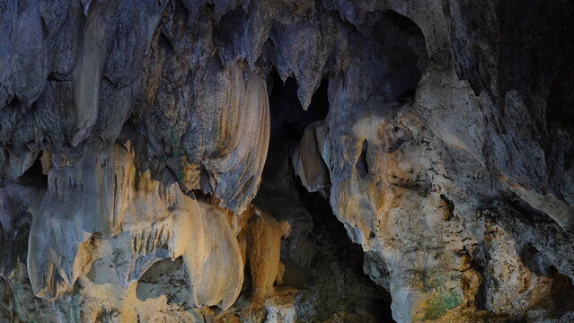 texture of the cave