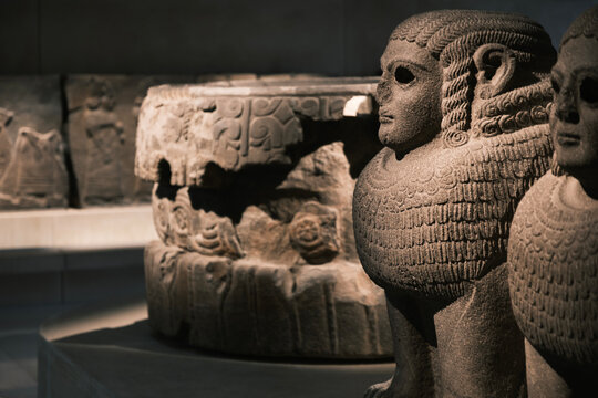 istanbul archeological artefacts statues and sculptures