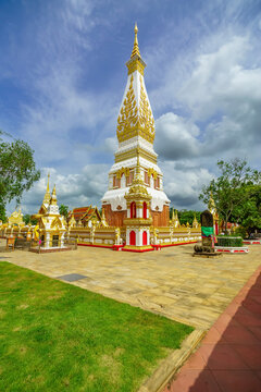 The beauty of Phra That Phanom in Nakhon Phanom province makes it one of the must-visit places in northeastern Thailand.