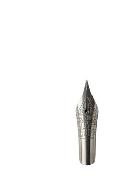 Fountain pen nib with integrated circuit pattern