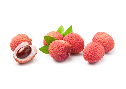 Lychee berries with leaves
