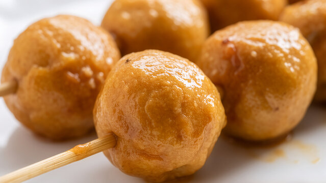 Hong Kong street food culinary journey curry fishballs