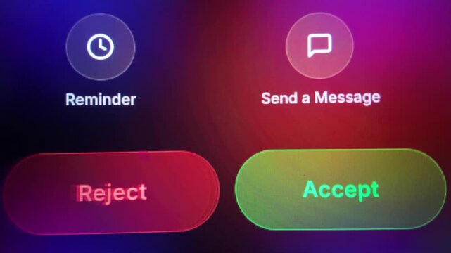 Reject Call and Accept Call Buttons on Screen