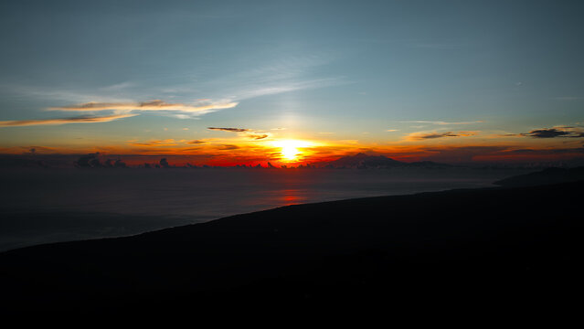 Sunrice over lambok island, view drom Bali