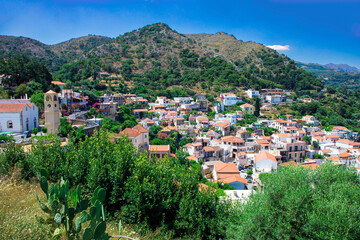 Piękno Greckiej Wioski - Kreta  © Wojciech Lisiński